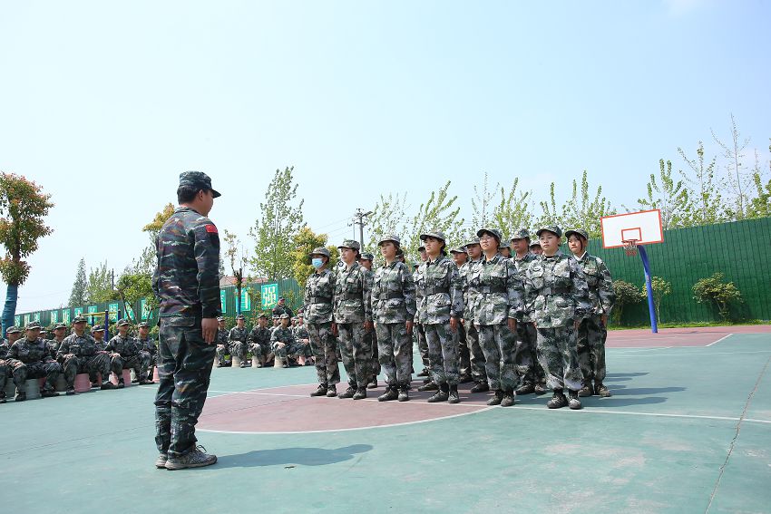1-21052611364R54.JPG