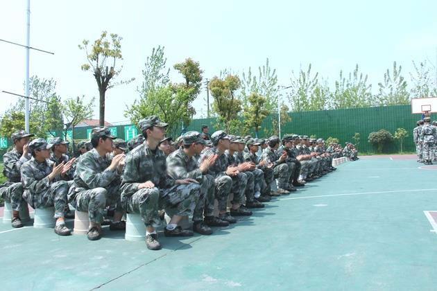 叛逆管教学校(青少年叛逆管教学校如何管教)(图1)
